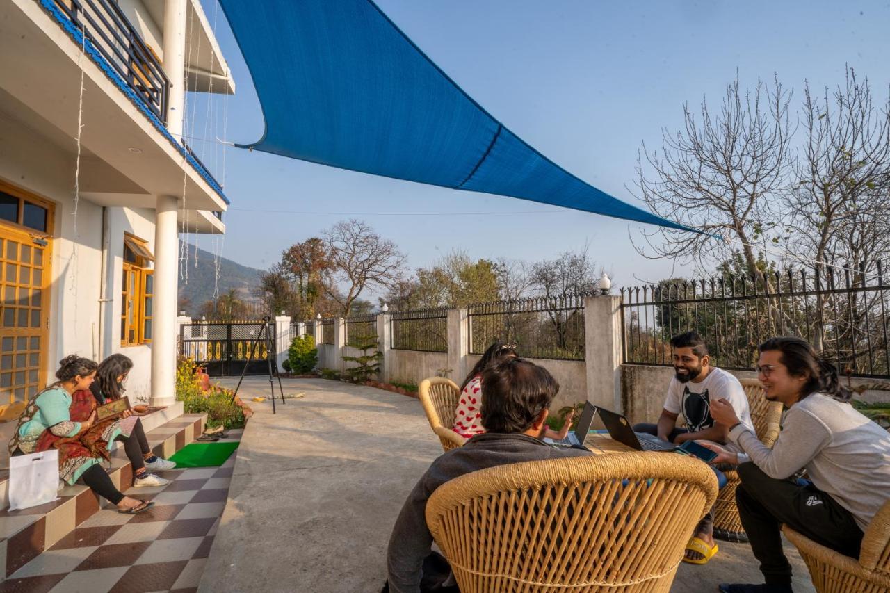 La Maison - A Boutique Bed And Breakfast Bir  Bagian luar foto