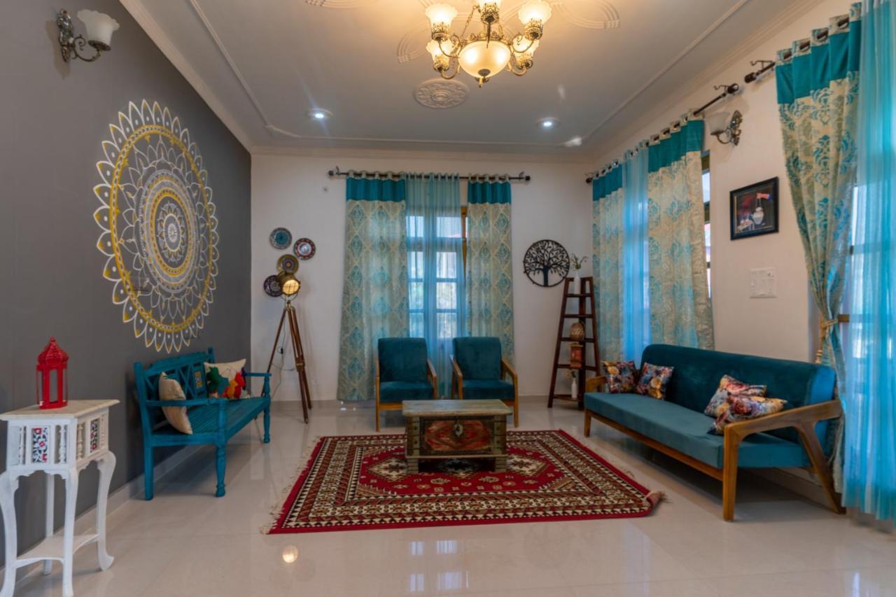 La Maison - A Boutique Bed And Breakfast Bir  Bagian luar foto