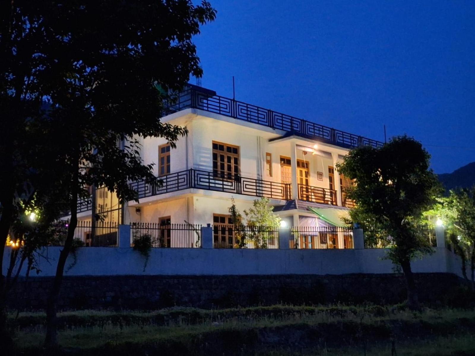 La Maison - A Boutique Bed And Breakfast Bir  Bagian luar foto