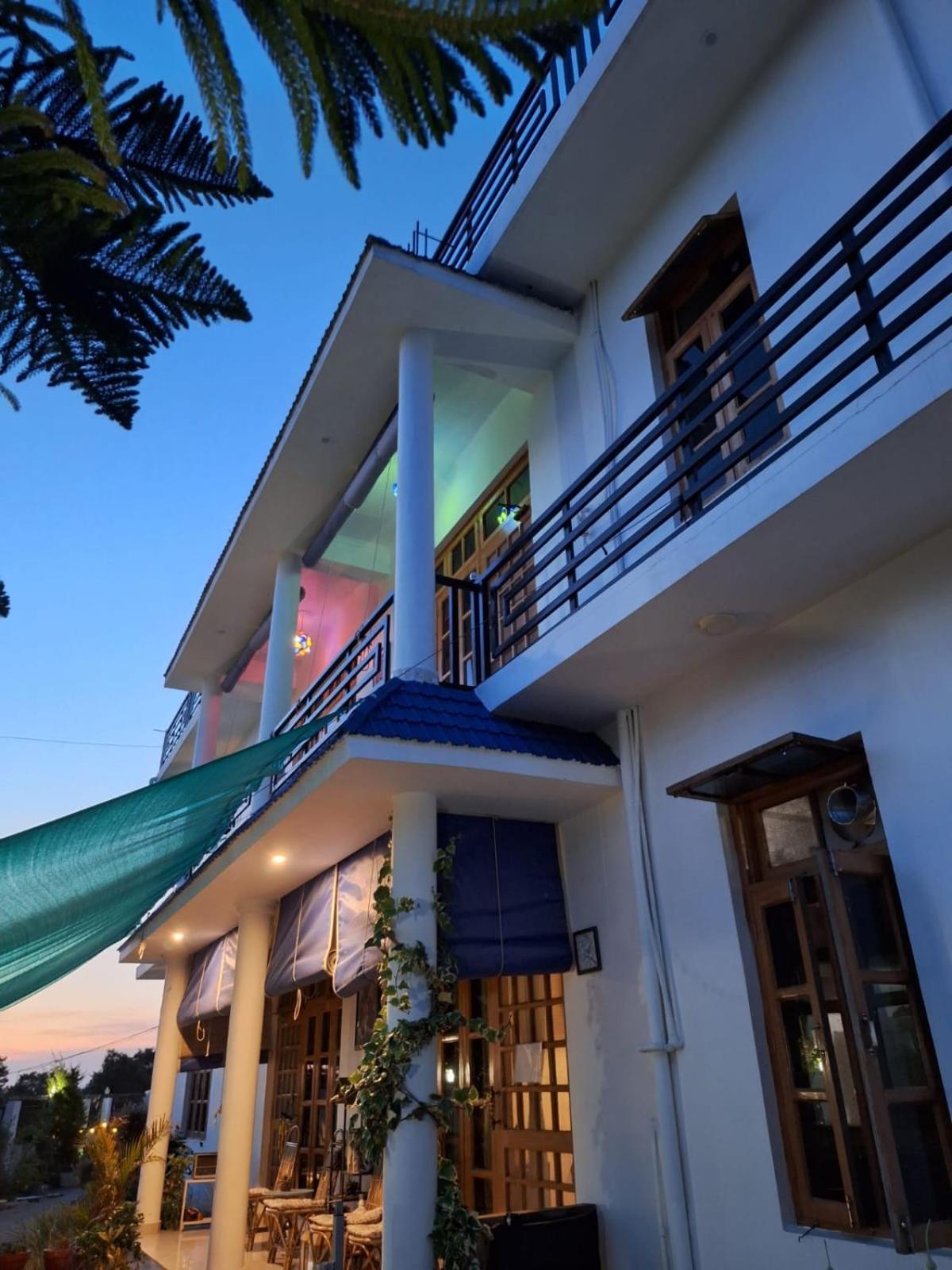 La Maison - A Boutique Bed And Breakfast Bir  Bagian luar foto